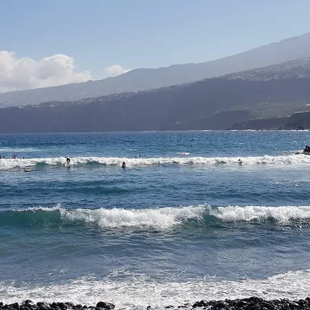 Centrico Apartamento Con Balcon Cerca De La Playa
