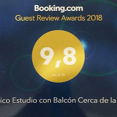 Centrico Apartamento Con Balcon Cerca De La Playa Daire