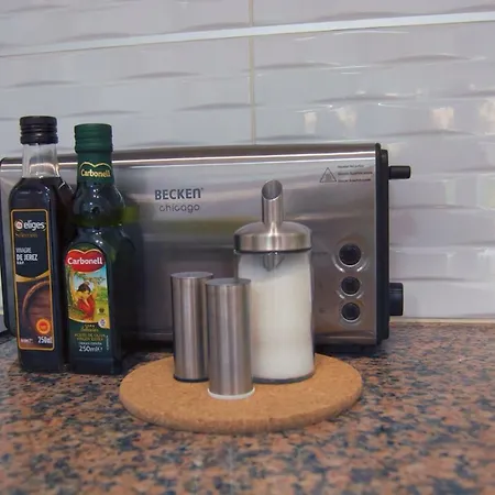 Daire Centrico Apartamento Con Balcon Cerca De La Playa