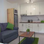 Centrico Apartamento Con Balcon Cerca De La Playa Apartament *